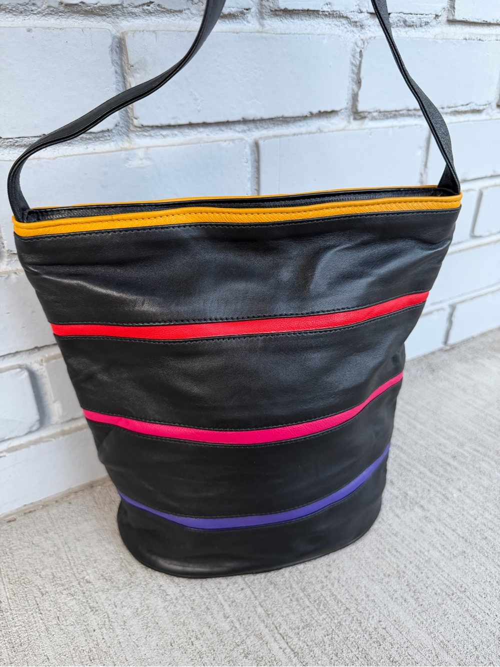 Vintage Black Leather Bucket Shoulder Bag Color Stripe Accent